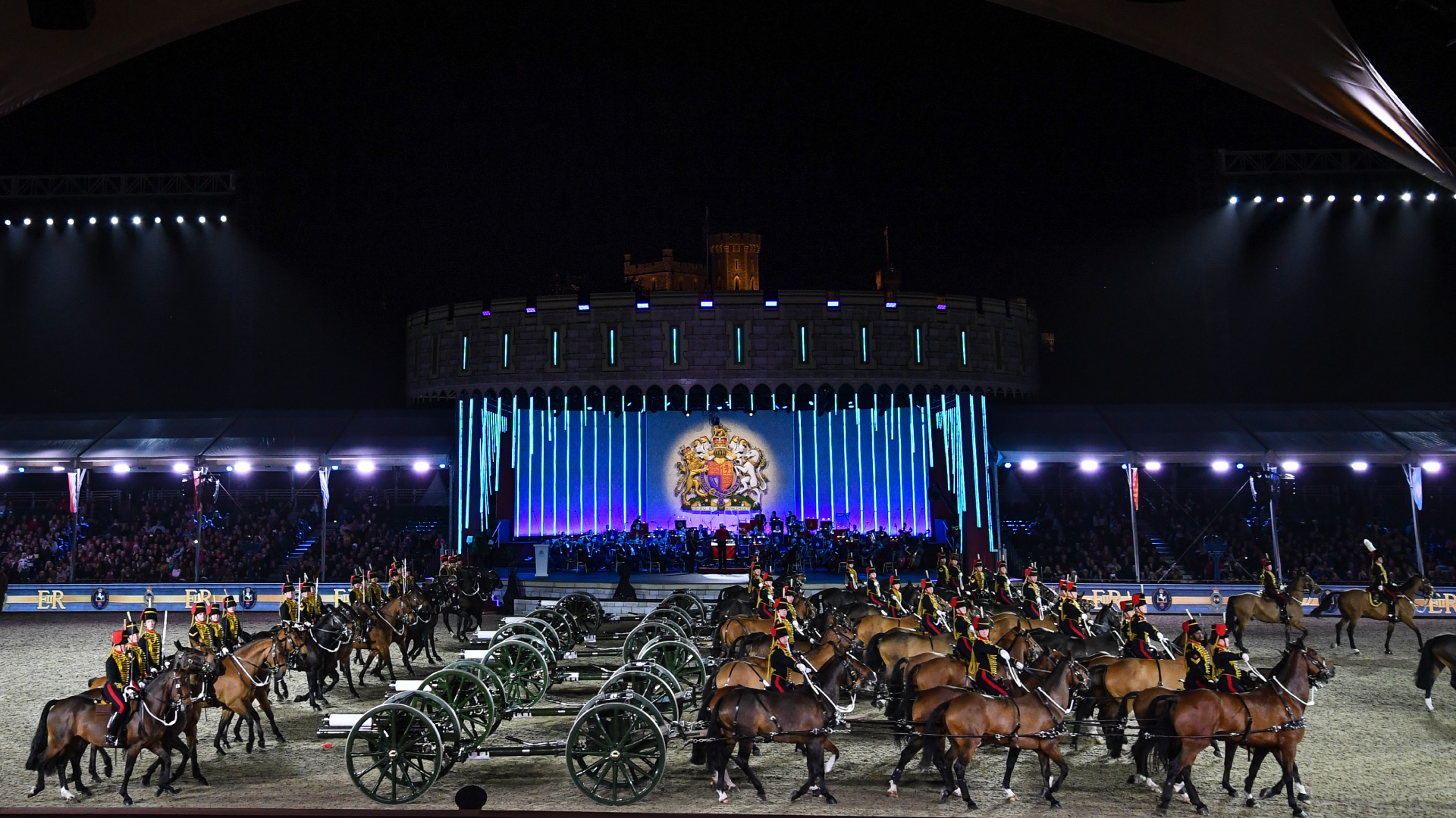 PRG provides full lighting rig for Queen Elizabeth’s Platinum Jubilee