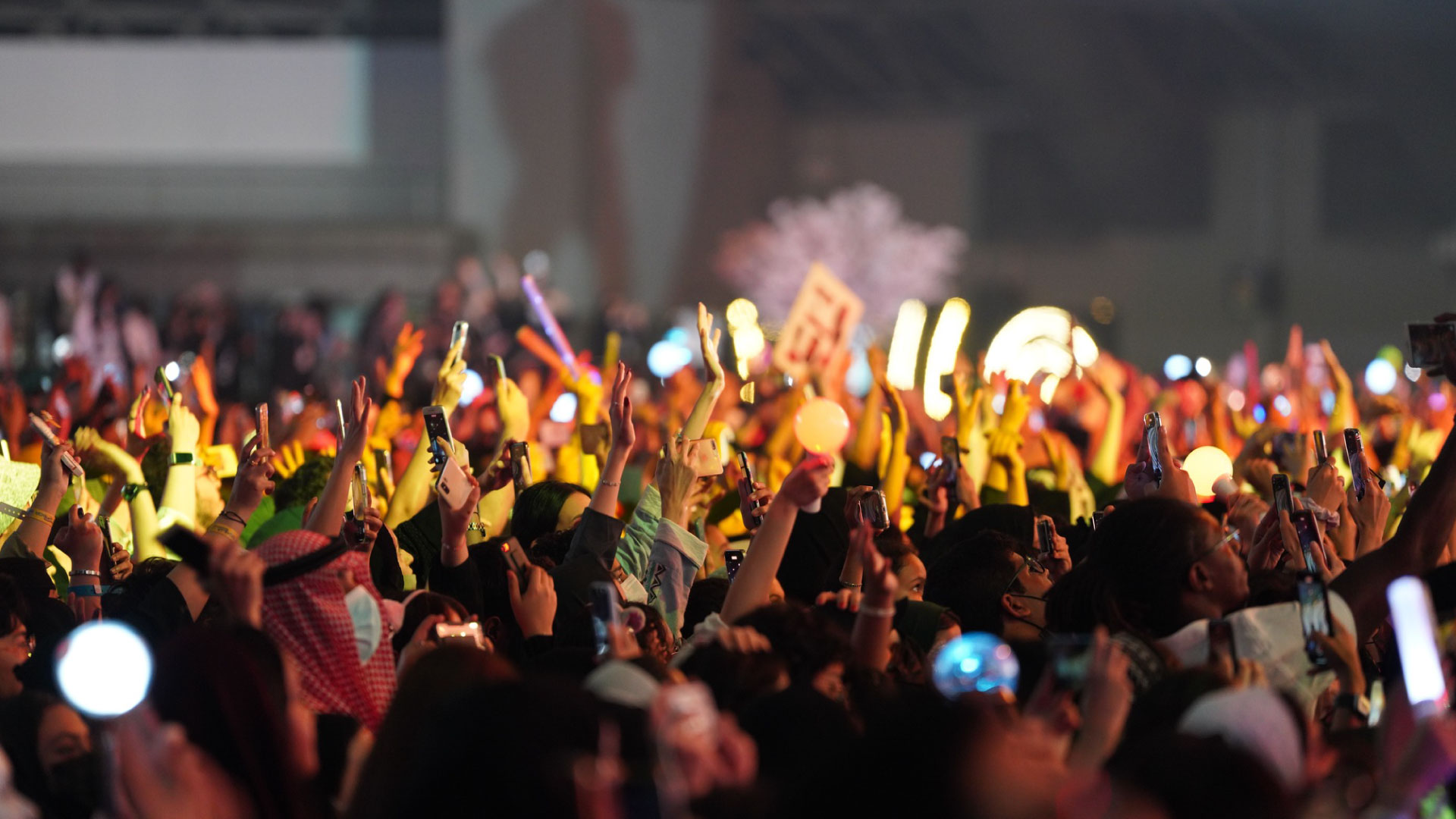 A total of 7 KPOP bands performed across the three-day festival, which was supported by PRG 360 degree service.