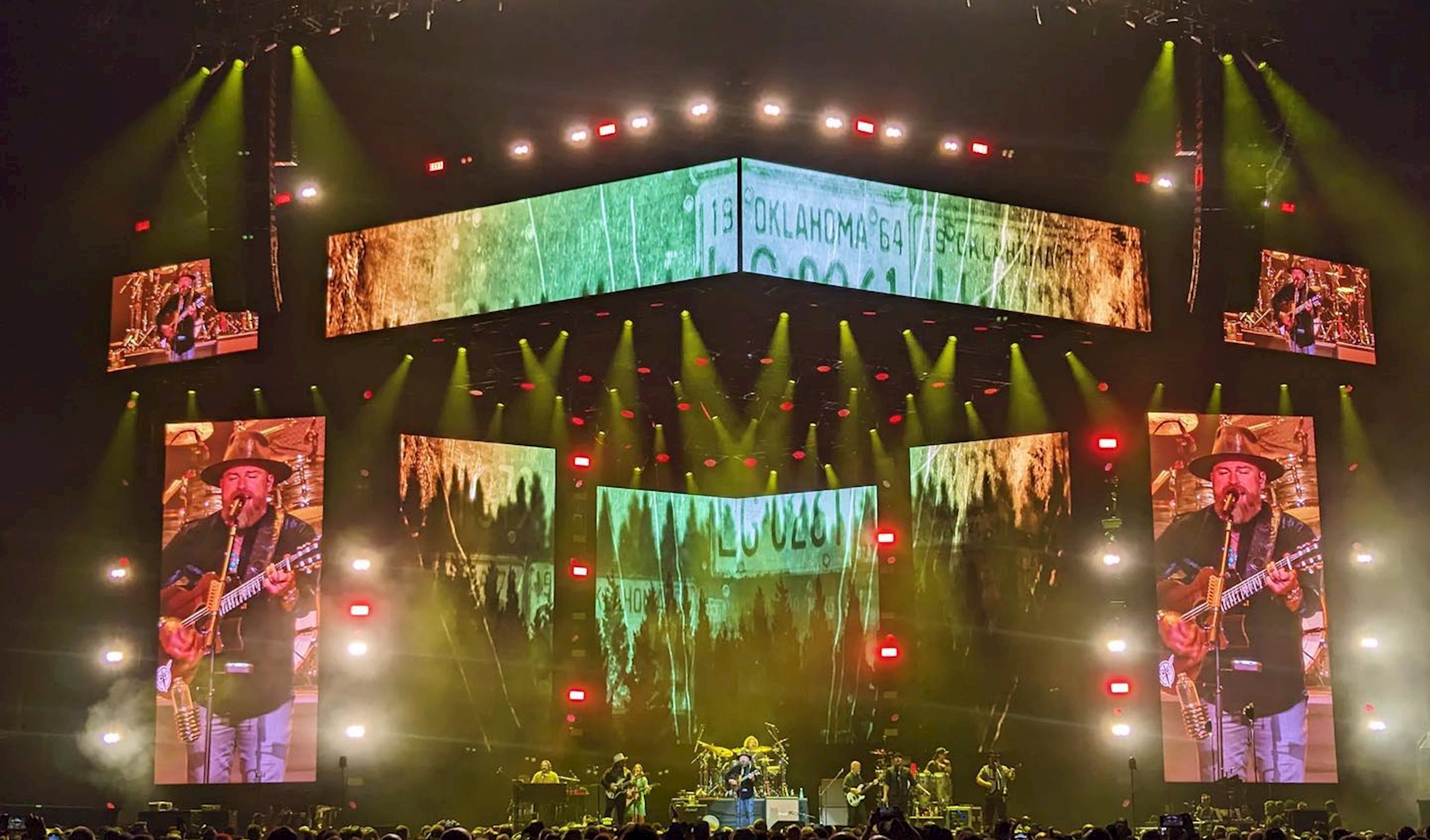 PRG UK was thrilled to be in the heart of the action once again this year, delivering lighting, rigging, LED, servers, and cameras to C2C’s London and Glasgow shows.