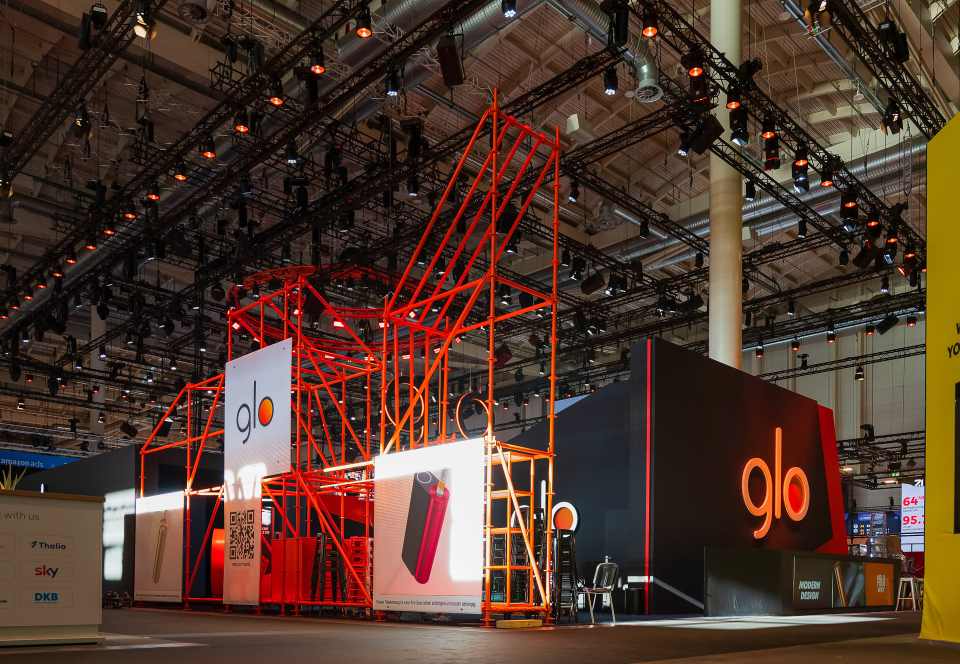 At OMR 2023 in Hamburg, BAT's booth with Glo Germany shined in Hall A1 and stood out with its impressive design and technical implementation provided by PRG