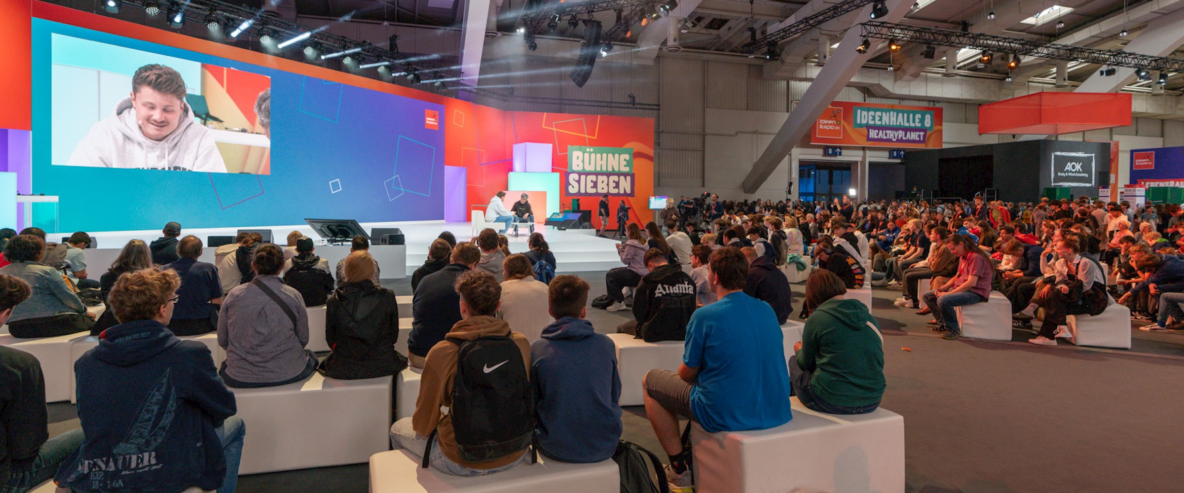 PRG provided 360-degree service as the technical service provider for this major project: lighting, audio, video (LED walls and projection), event IT, and power supply.