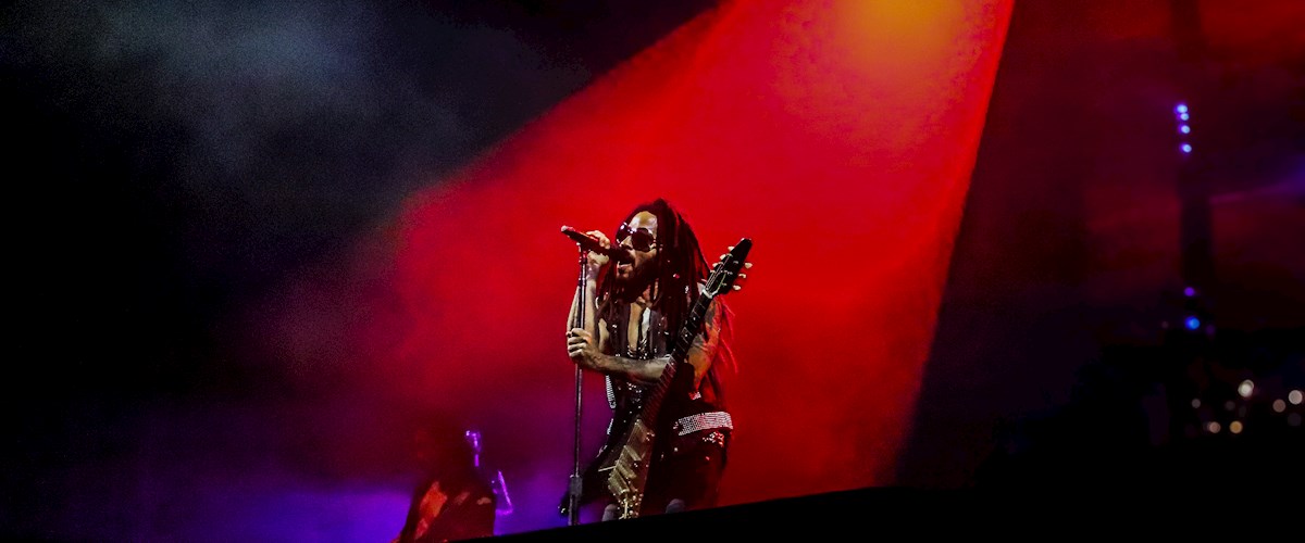 PRG brings Lenny Kravitz Show alive with Lighting and Rigging package