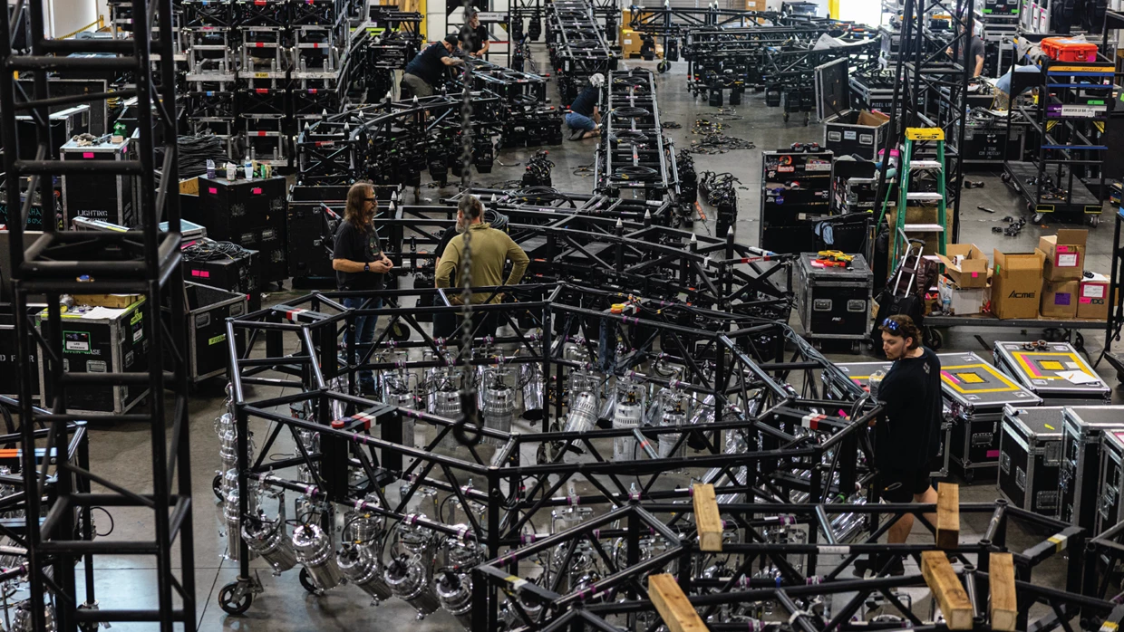 A spectacle with more than 800 moving lights forming an automated version of the band’s iconic logo, the Grucifix, paired with 400 LED tiles glowing like stained-glass windows for Ghost's Skeletour World tour. 