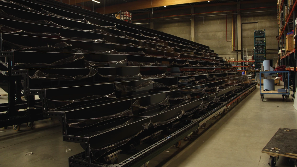 PRG's scenic modular system INFINIFORM™, combines sustainability with efficiency, allowing us to create three versions of Gesaffelstein's set.